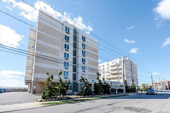 440 W Broadway in Long Beach, NY - Building Photo - Building Photo