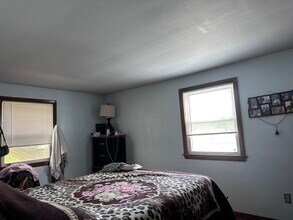 17R Boston St, Unit 2 in Salem, MA - Building Photo - Building Photo