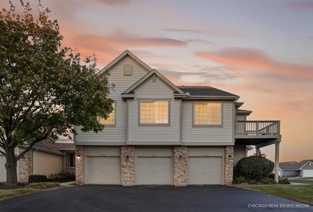 7354 Mabels Way in Loves Park, IL - Building Photo