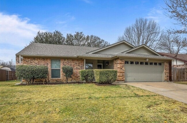 324 Sioux St in Keller, TX - Building Photo - Building Photo