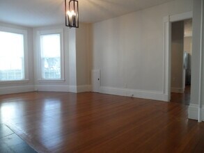 11 Concord St, Unit 2 in Malden, MA - Building Photo - Building Photo