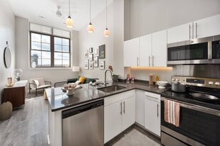 Washington Mill in Lawrence, MA - Building Photo