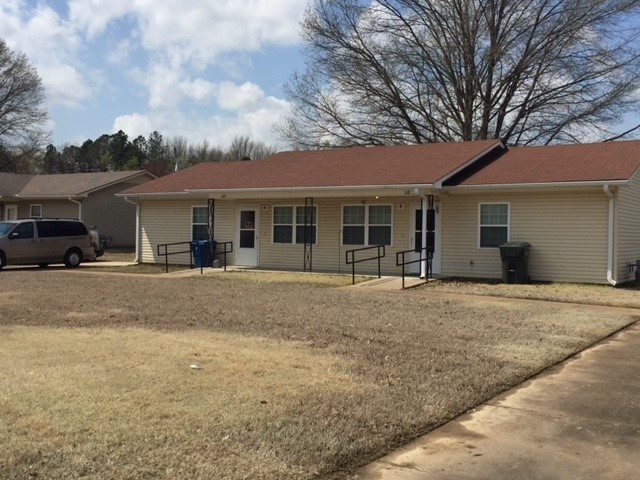 Dyer Apartments in Dyer, TN - Building Photo