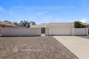4601 W Morrow Dr in Glendale, AZ - Building Photo