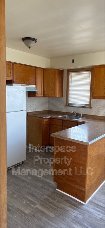 property at 10124 S Pulaski Rd
