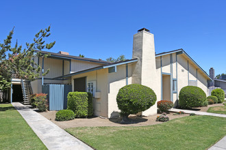 5 Units in Clovis, CA - Building Photo - Building Photo