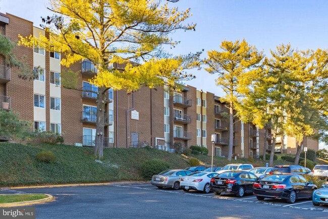 property at 75 S Reynolds St
