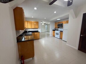 487 5th Ave in Cedarhurst, NY - Building Photo - Building Photo