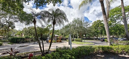 3993 Cypress Reach Ct in Pompano Beach, FL - Building Photo - Building Photo