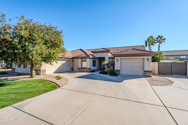 3121 E Hackamore St in Mesa, AZ - Building Photo - Building Photo