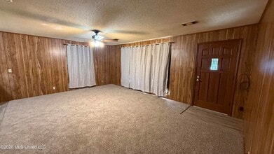 9004 Tucker Rd in Vancleave, MS - Building Photo - Building Photo