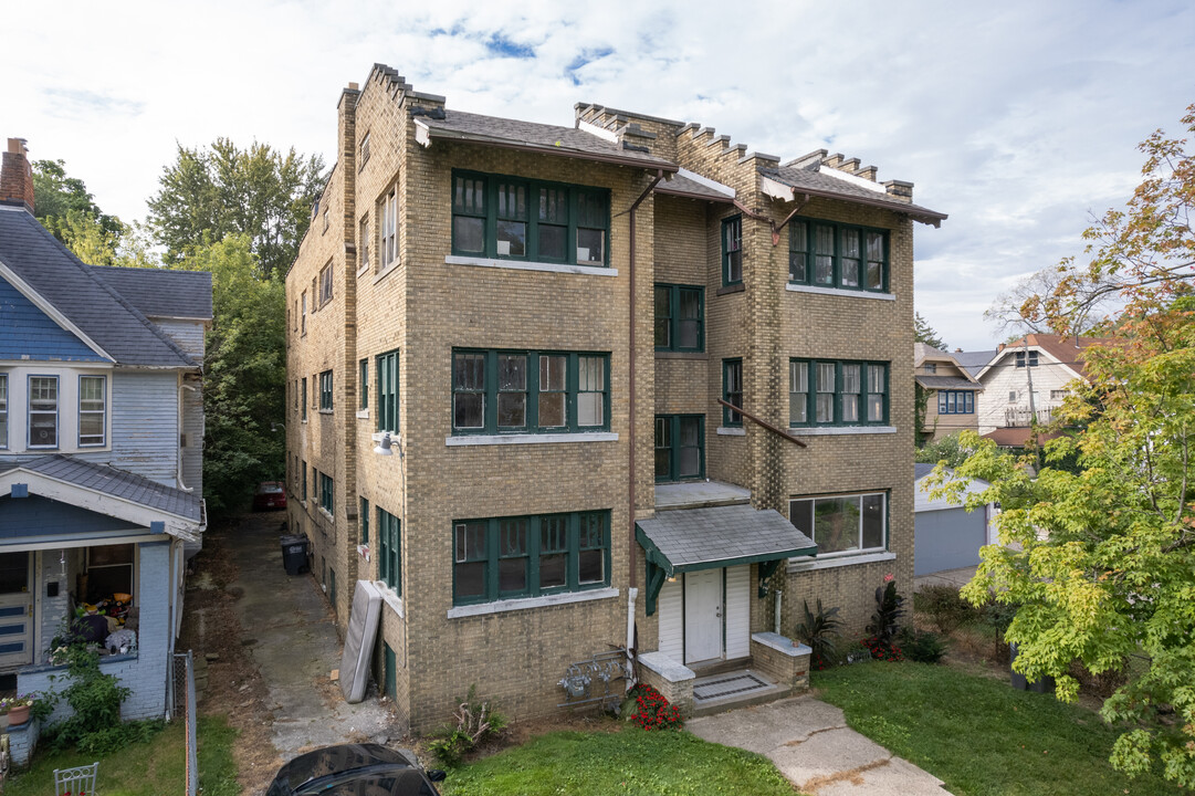 439 Kenilworth Ave in Toledo, OH - Foto de edificio