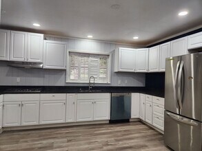 4021 Sheldon Dr NE in Atlanta, GA - Building Photo - Building Photo