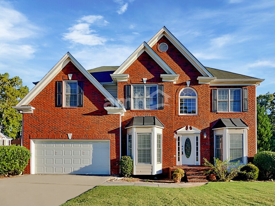 1932 Arbor Springs Way in Buford, GA - Building Photo