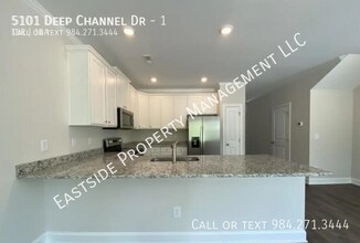 5101 Deep Channel Dr in Raleigh, NC - Building Photo - Building Photo