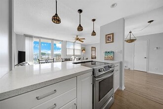 2881 NE 33rd Ct in Fort Lauderdale, FL - Building Photo - Building Photo