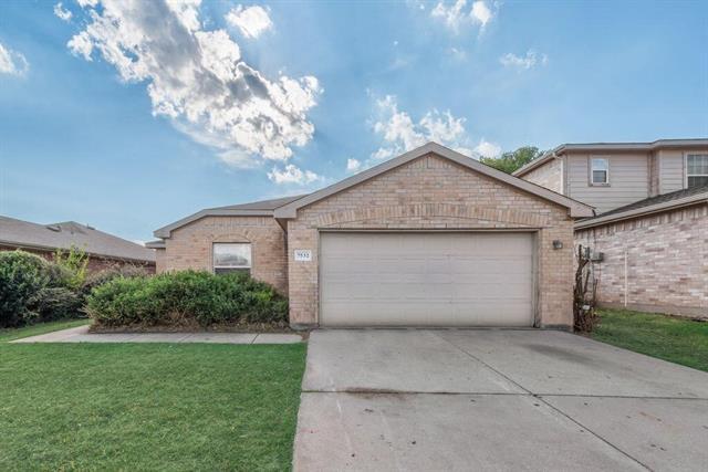 7532 Rock Garden Trail in Fort Worth, TX - Building Photo