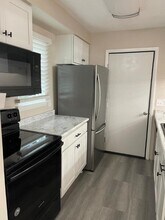 607 Eastbrooke Ln in Rochester, NY - Building Photo - Building Photo