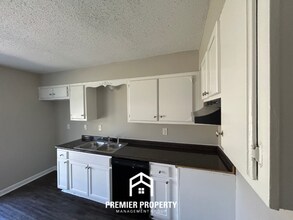 3720 Pembrook Cove in Horn Lake, MS - Building Photo - Building Photo