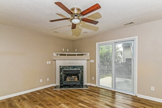 2143 Castle Pines Dr in Raleigh, NC - Building Photo - Building Photo
