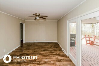 300 Ginger Dr NE in Center Point, AL - Building Photo - Building Photo