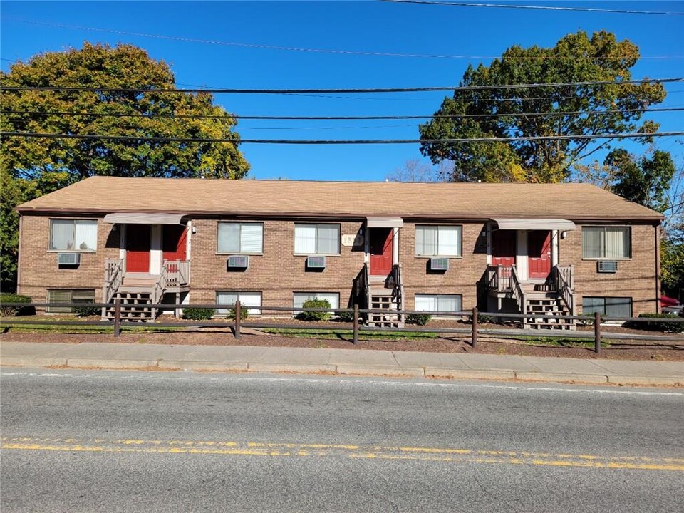 1353 Douglas Ave in North Providence, RI - Building Photo