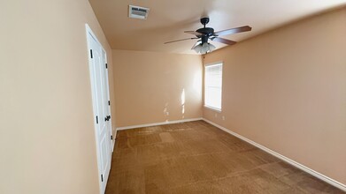 5003 Autumn Valley Dr in Killeen, TX - Foto de edificio - Building Photo