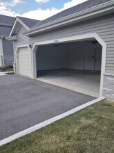 2701 Pond Dr in St. Francis, WI - Building Photo - Building Photo