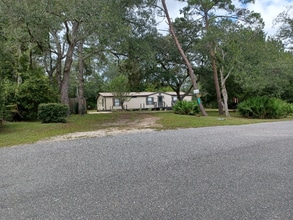 7301 Doe Run Rd in St. Augustine, FL - Building Photo - Building Photo