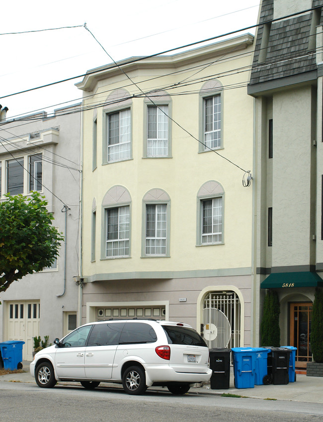 5820 California St in San Francisco, CA - Foto de edificio - Building Photo