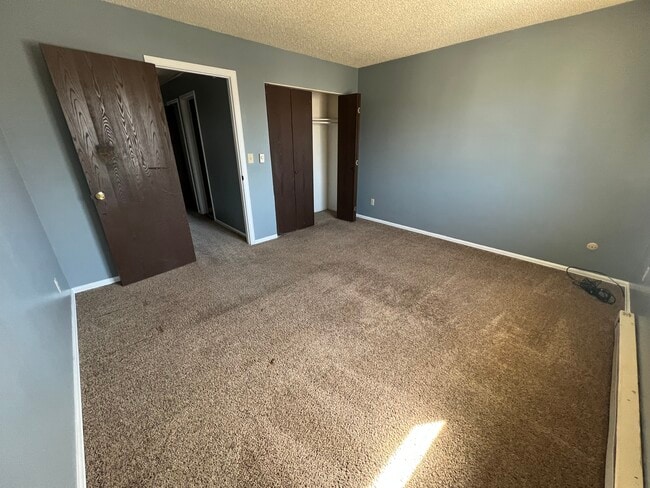 44 Royal Crest Dr, Unit A in Pueblo, CO - Foto de edificio - Building Photo