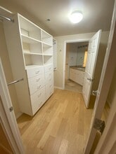 1132 SW 19th Ave, Unit 609 in Portland, OR - Foto de edificio - Building Photo
