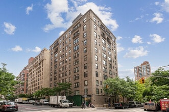 151 East 80th Street in New York, NY - Foto de edificio - Building Photo