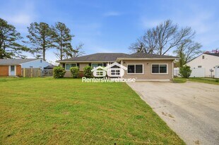 3009 Knight Rd in Chesapeake, VA - Building Photo