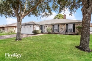 4515 Tuscarora St in Pasadena, TX - Building Photo