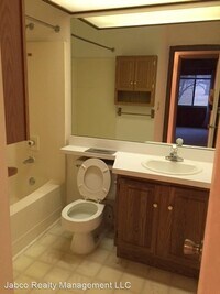 802 Stratford Dr photo'