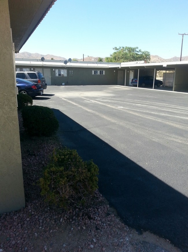 73961 Bannock Trl in Yucca Valley, CA - Building Photo - Building Photo