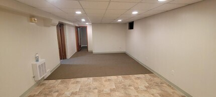 925 Madison St in Vermillion, SD - Building Photo - Building Photo