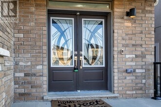 183 Flood Ave in Clarington, ON - Building Photo - Building Photo