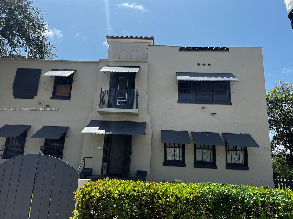 1800 Fillmore St in Hollywood, FL - Building Photo