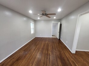 414 E 6th St in Edmond, OK - Foto de edificio - Building Photo