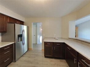 3409 Brookview Dr in Burnsville, MN - Building Photo - Building Photo