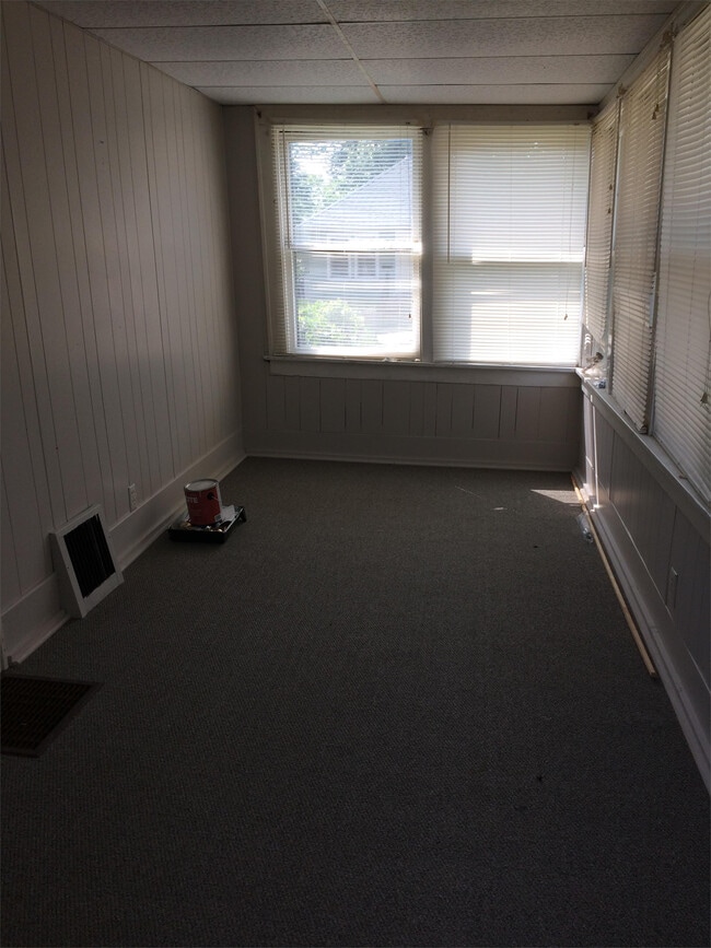 409 Norwood Ave in Waterloo, IA - Building Photo - Building Photo