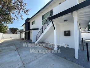 1812 E Adams Ave in Orange, CA - Building Photo - Building Photo