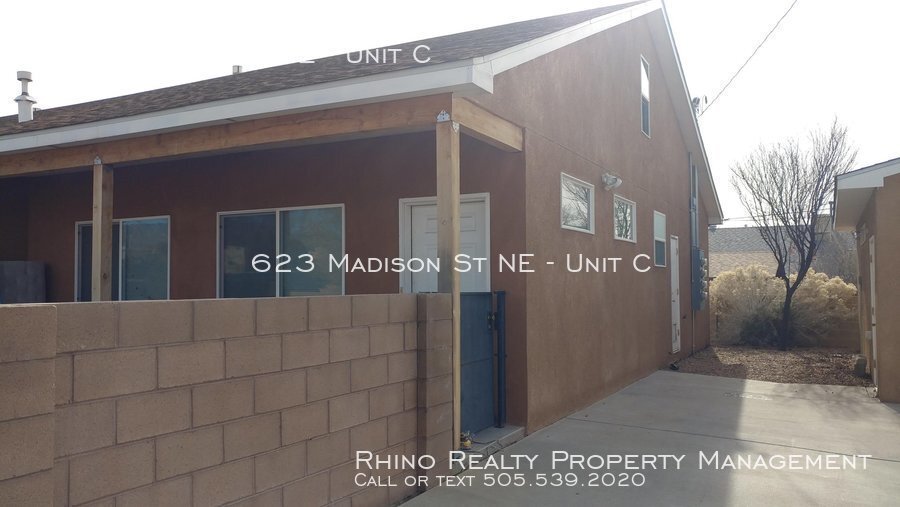 623 Madison St NE-Unit -Unit C in Albuquerque, NM - Building Photo