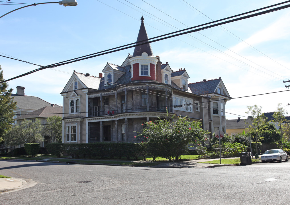 4032 Prytania St in New Orleans, LA - Building Photo