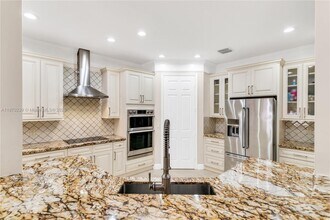5280 NW 95th Ave in Coral Springs, FL - Building Photo - Building Photo