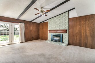 1312 E Spring Valley Rd in Richardson, TX - Building Photo - Building Photo