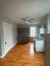 329 Byrd St, Unit 2 in Covington, KY - Building Photo - Building Photo