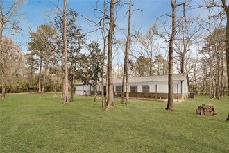 9480 Plum Grove Rd in Cleveland, TX - Building Photo - Building Photo